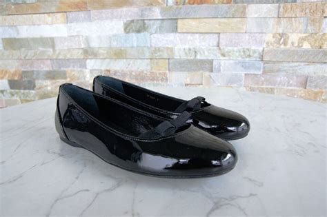 prada lackschuhe damen